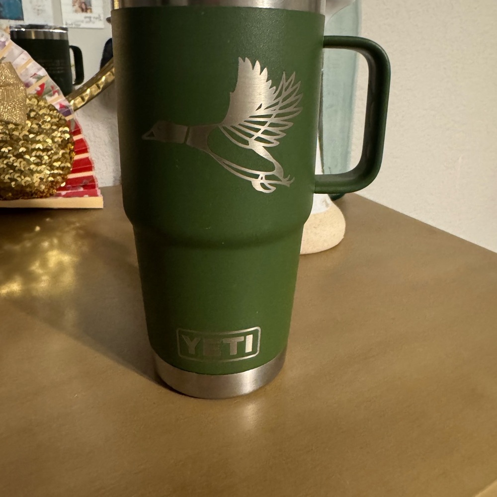YETI Forest Green Mug 24 oz with Silver Bird Accent and Bible Verse